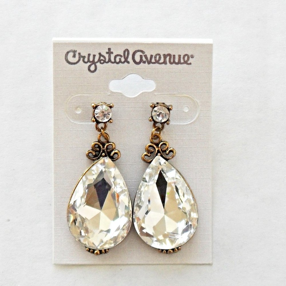 NEW Gold Tone Rhinestone Teardrop Earrings